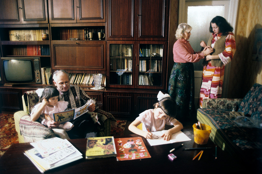 Apartment of a Belarusian woman employed at the Minsk Tractor Plant, 1982  