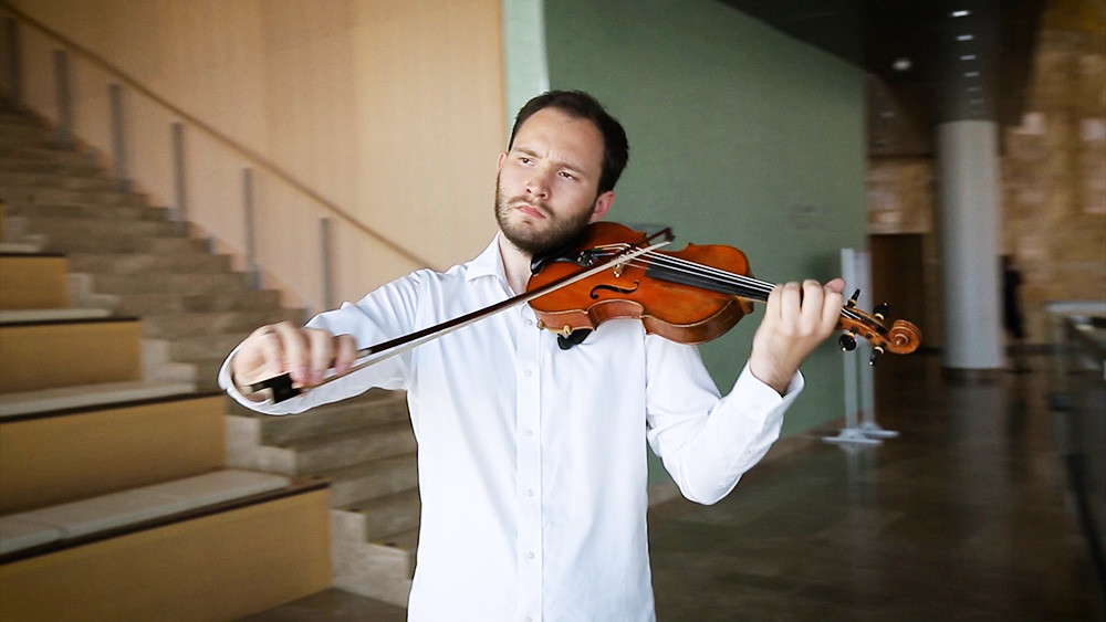Michael Schaffarczyk plays violin at the Mariinsky Theater Symphony Orchestra