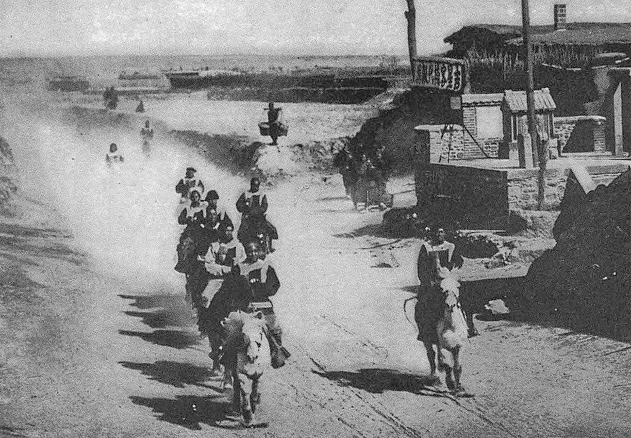 Кинеска банда на коњима за време битке код Мукдена (данас Шенјанг).