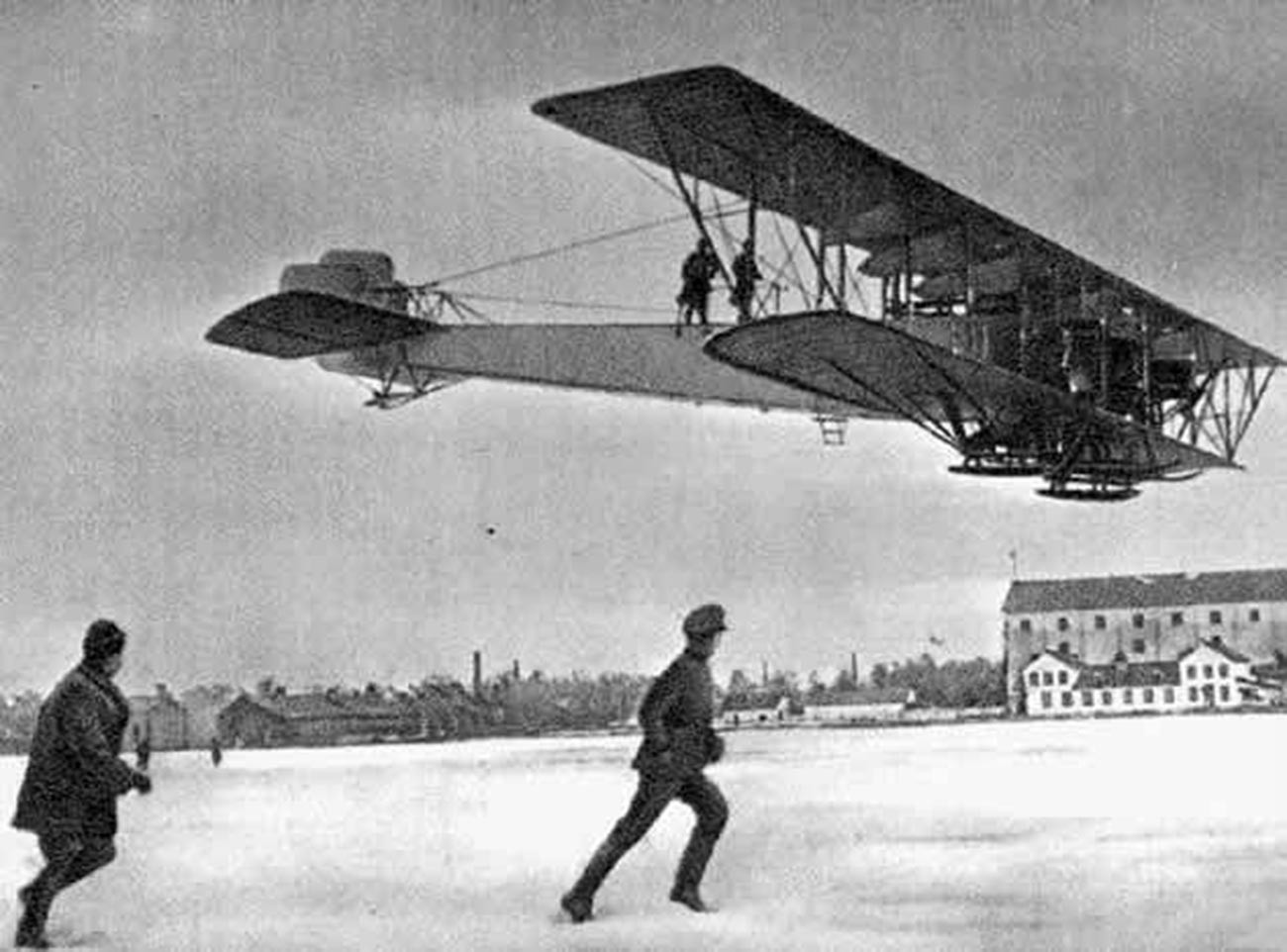 El bombardero multimotor 'Iliá Múromets'.