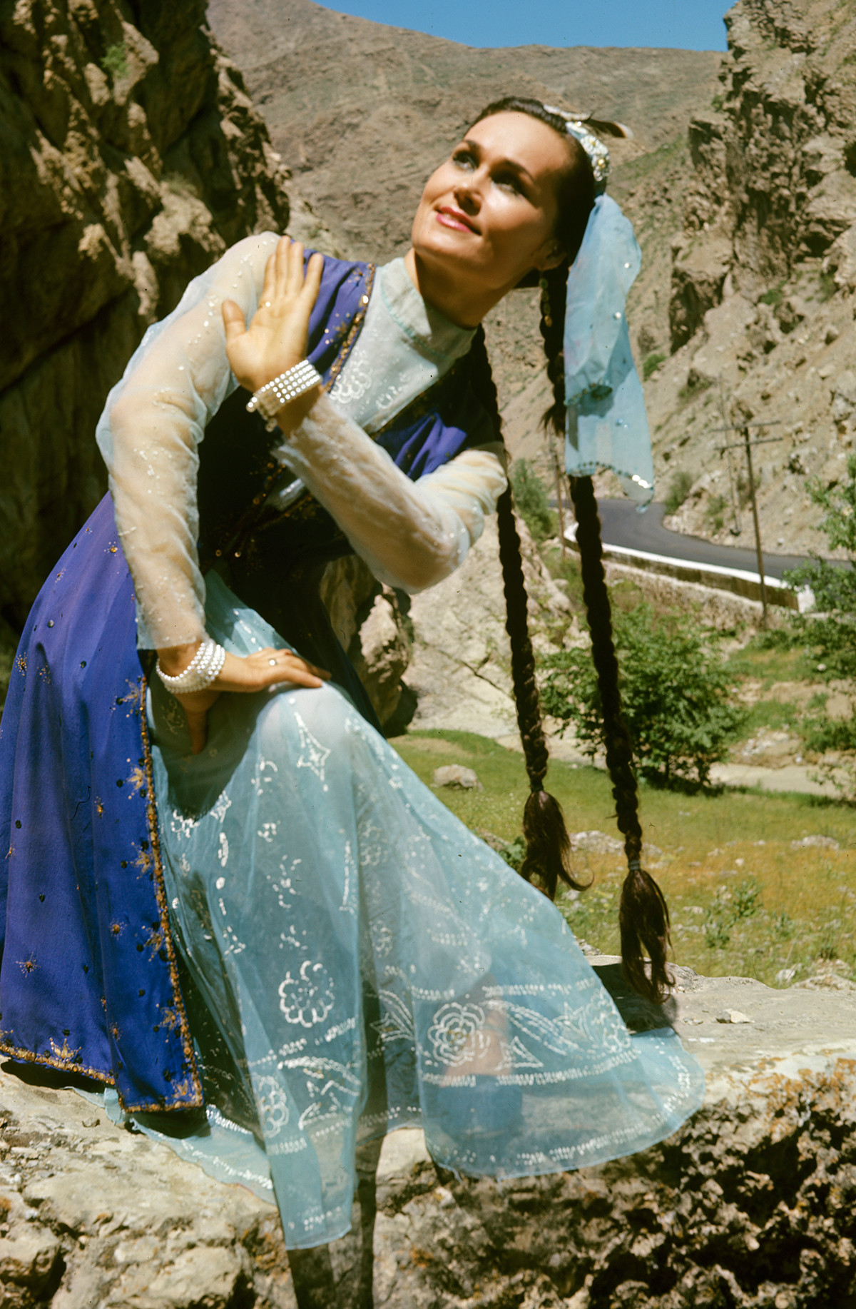Artiste de l’Ensemble de danse traditionnelle de la RSS turkmène Svetlana Djafarova
