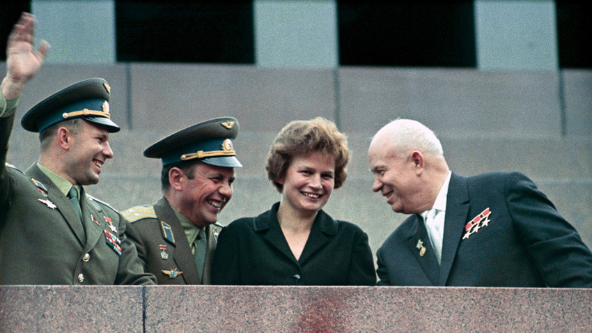Nikita Jrushchov, Valentina Tereshkova, Pavel Popovich, Yuri Gagarin