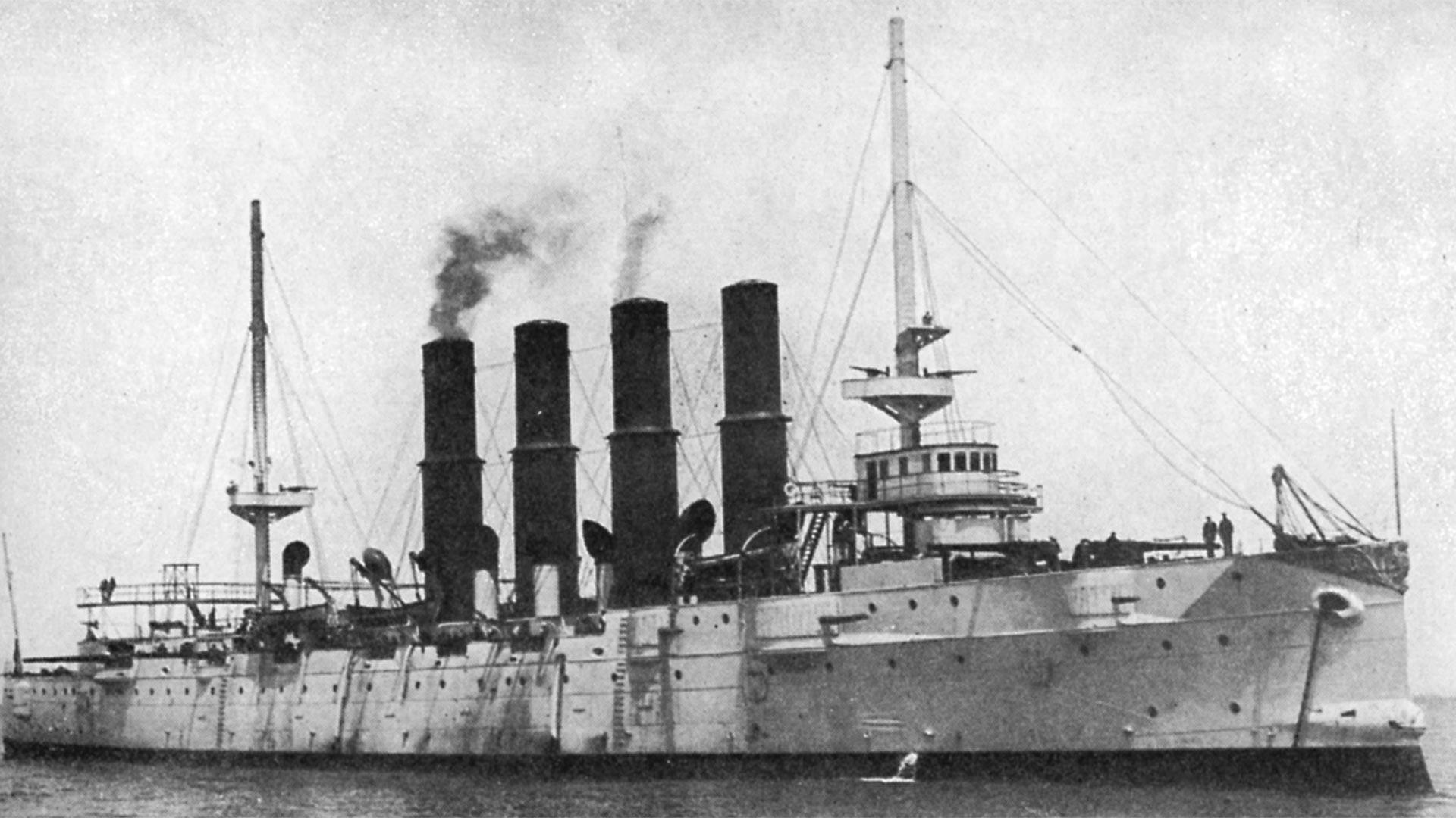 . 防護巡洋艦「ヴァリャーグ」、1904年