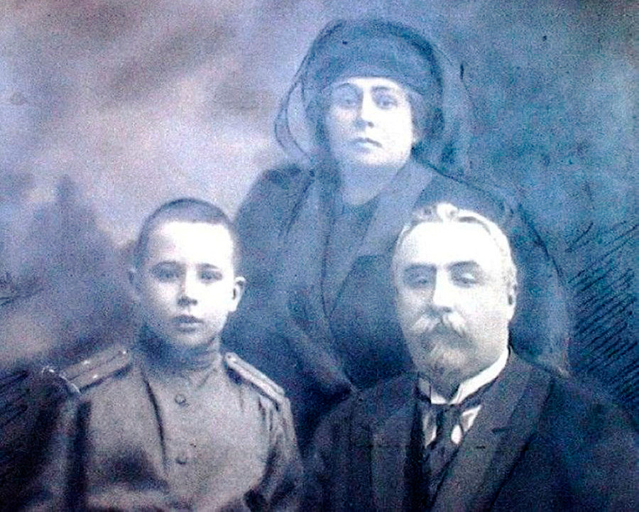 With wife, Zinaida Aleksandrovna and younger son, Nikolay