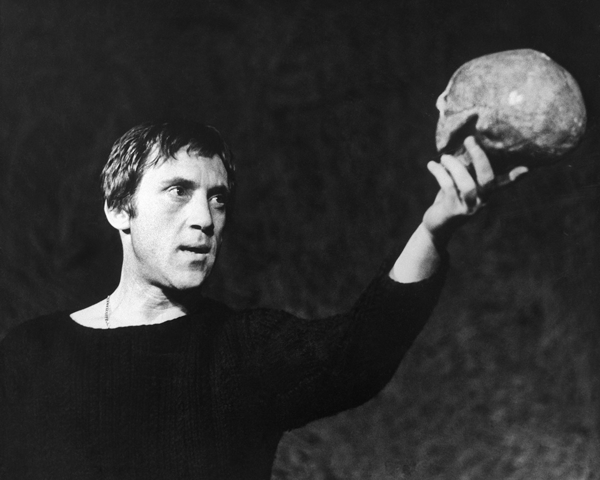 Vladimir Vysotsky as Hamlet (Moscow, Taganka Theater, 1971)