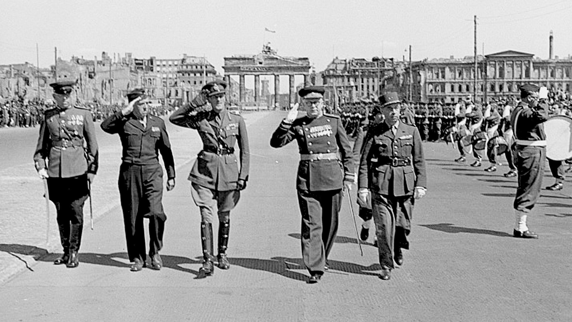 Alliierten-Parade 8 Май, 1946