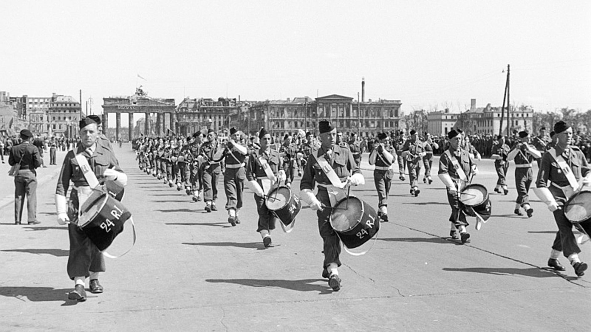 Alliierten-Parade am 8. Mai 1946