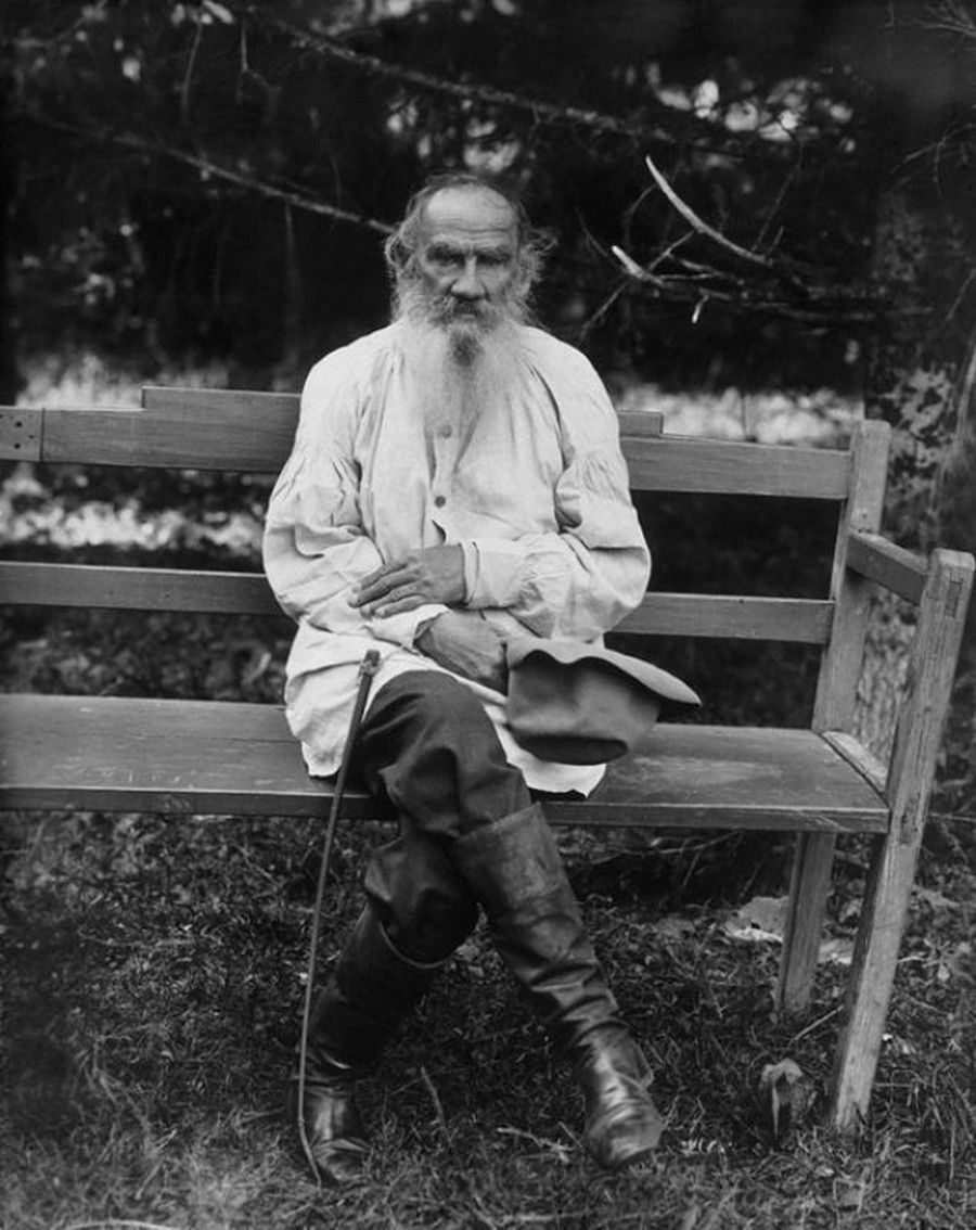 Leo Tolstoy wearing his famous shirt. Yasnaya Polyana, 1903