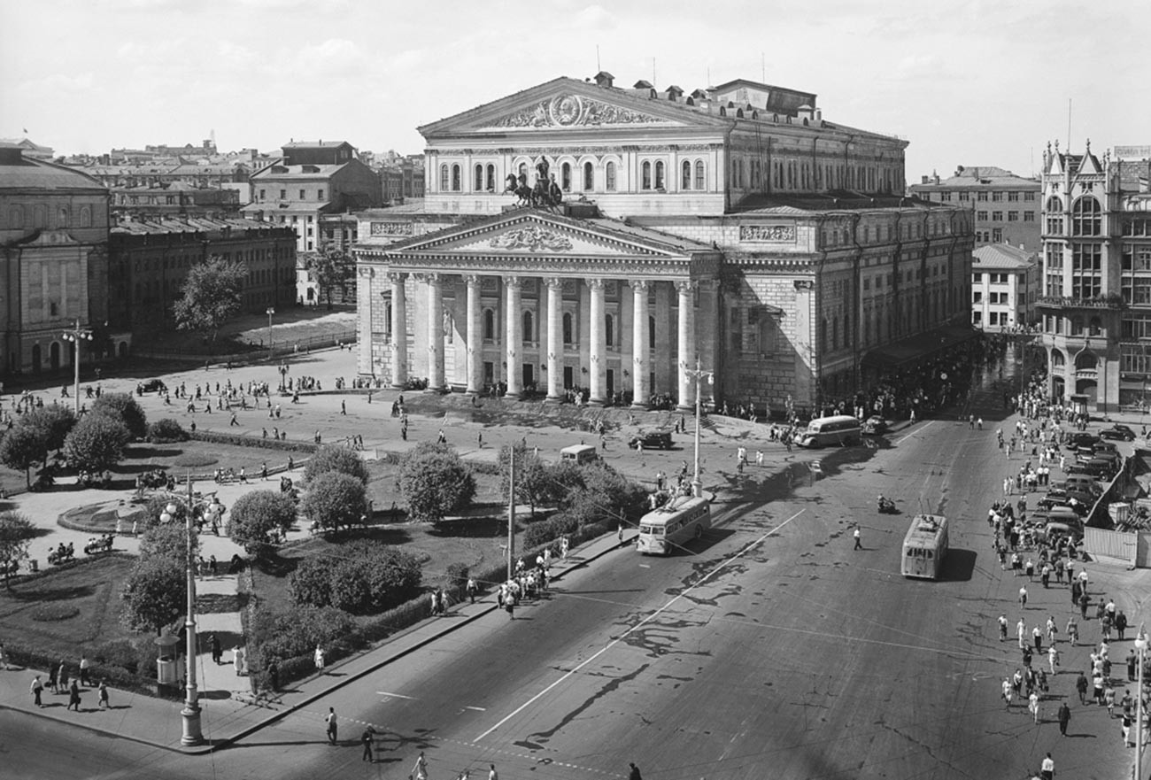 Naum Granovskij. Il Teatro Bolshoj, foto del 1930