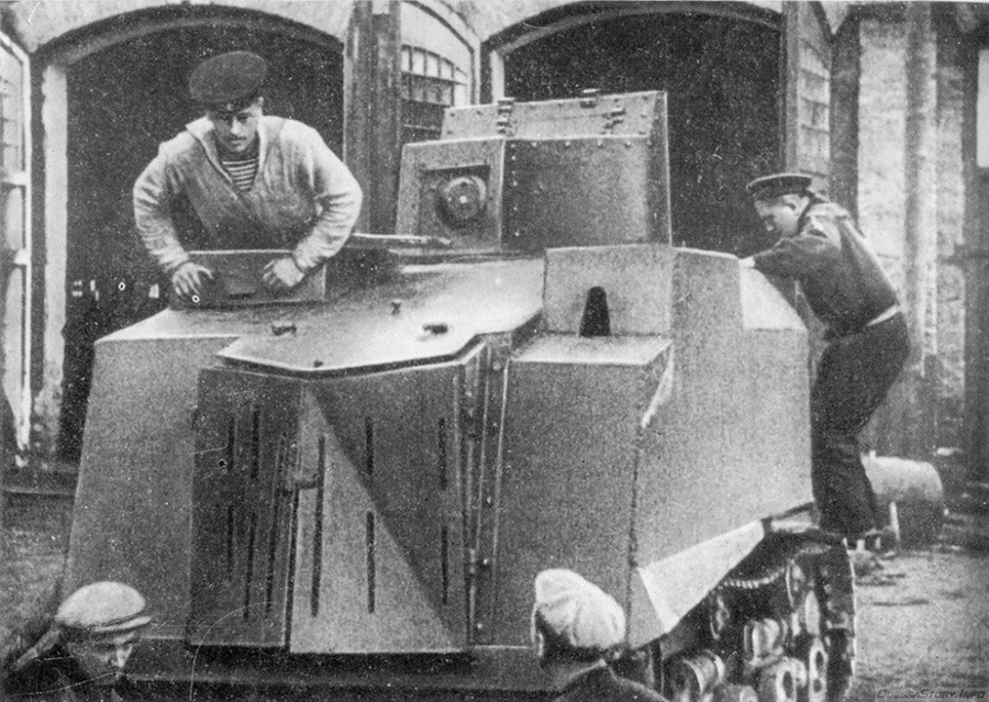 Bojna predelava traktorja STZ, tank NI-1. Odesa, 1941