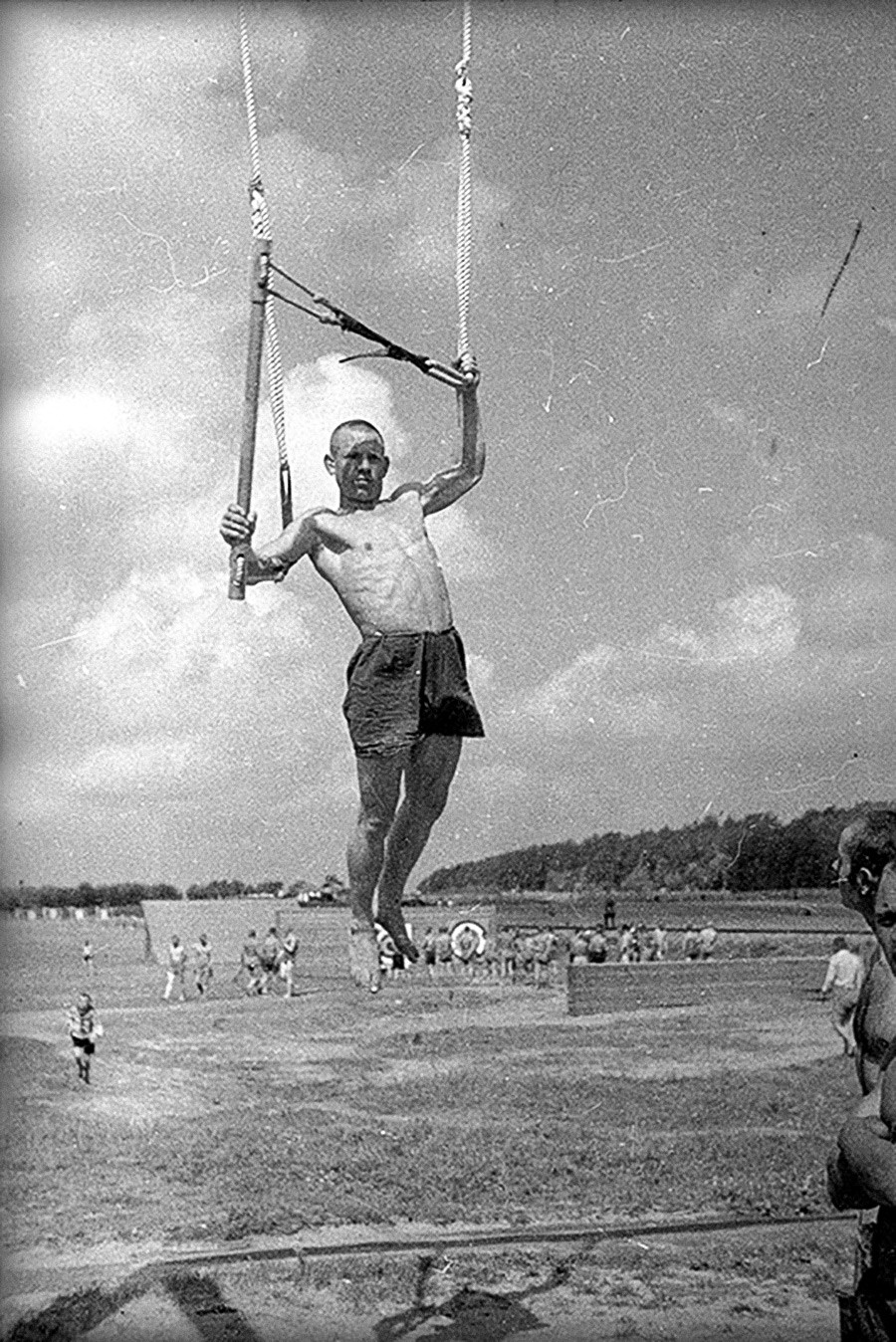体育する人、1934年