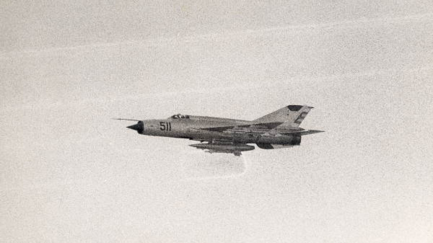 MiG-21 sobrevoando a Flórida