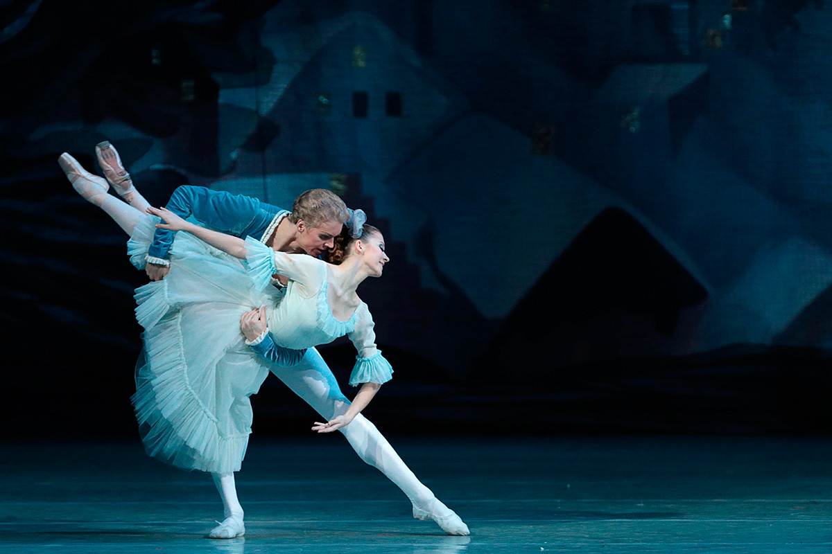 Сцена от балета на П. Чайковски 