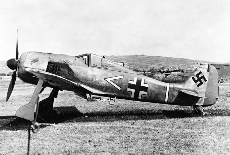 Немачки Focke-Wulf Fw 190 A који је јуна 1942. грешком слетео у Британију