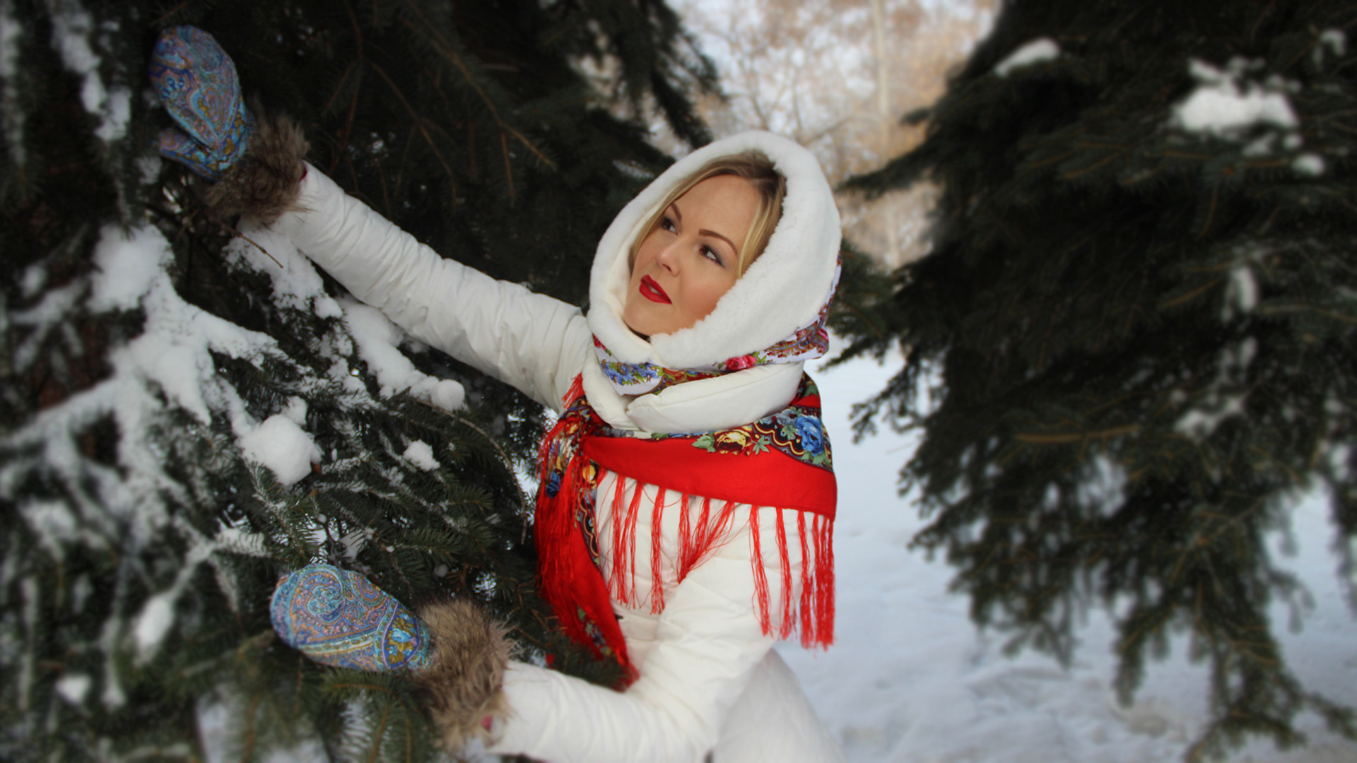 Cinq méthodes russes pour nouer son foulard (sans ressembler à une