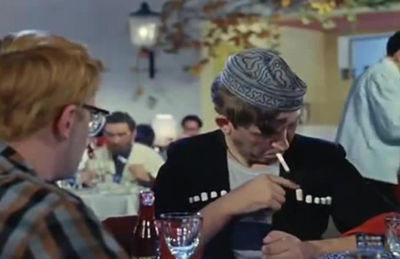 Сцена од филмот „Кавкаска заробеничка или Новите авантури на Шурик“.
Леонид Гајдај/Мосфиљм,1967