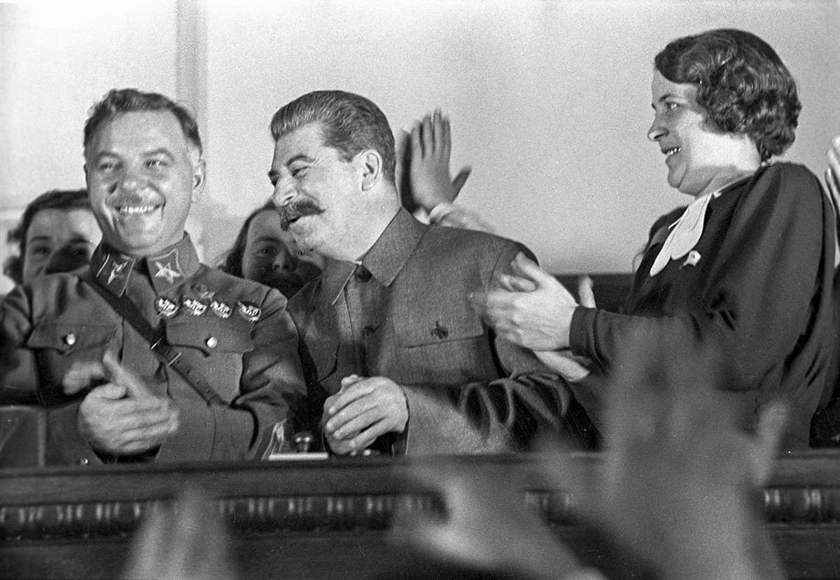 Ворошилов и Сталин в 1936 году