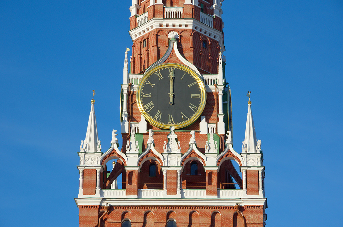 5 secrets of the famous Kremlin Clock Russia Beyond
