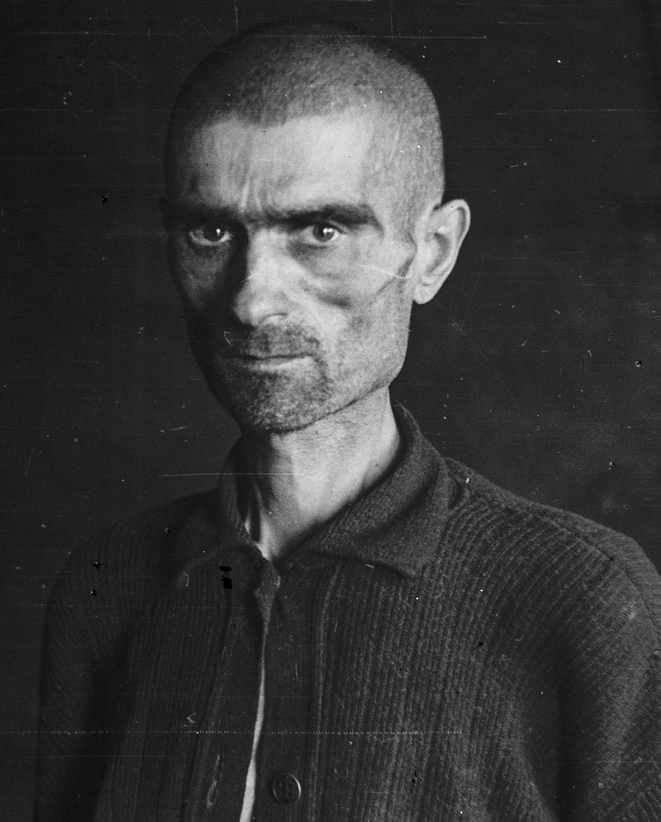 Фото советcкого военнопленного в лагере Бьёрнэльва.