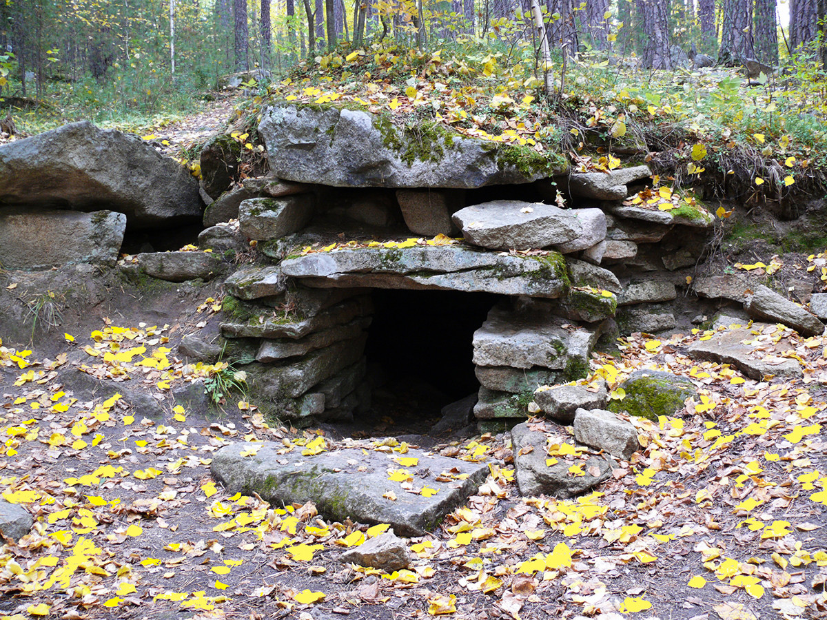 The entrance to the main megalithic shrine complex on Vera island