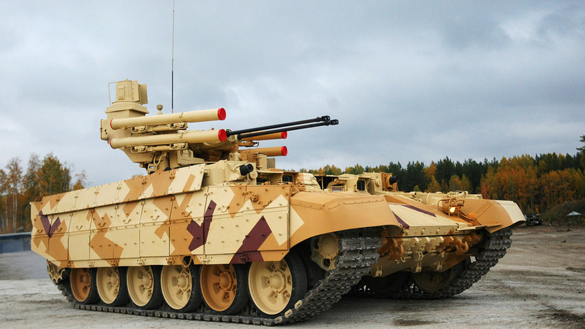 Borbeno vozilo za podršku tenkova BMPT "Terminator". 