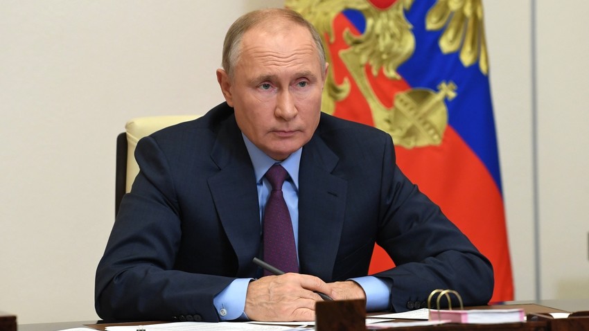 Putin na zasedanju predsedniškega sveta za civilno družbo in človekove pravice