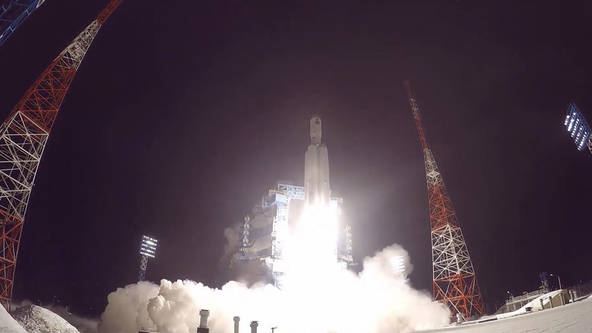 アンガラA5ロケットの 打ち上げ(動画) ロシア・ビヨンド