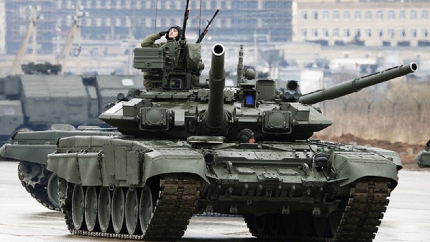 Osnovni borbeni tenk T-90
