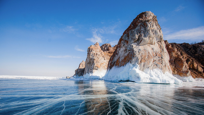 Najlepši led je na Bajkalskem jezeru, kaj pravite?
