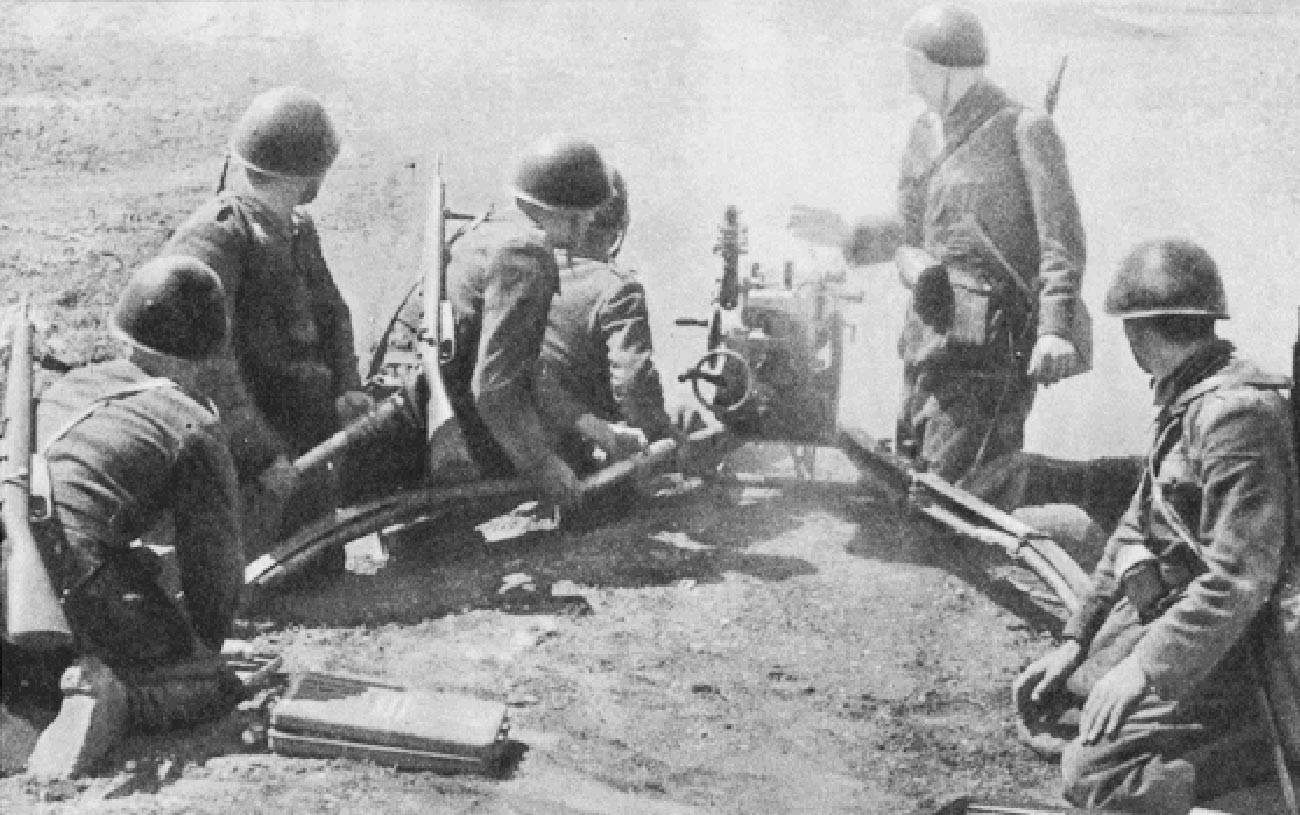 Противтенковската дивизија „Сфоресца“ отвора оган, Русија.