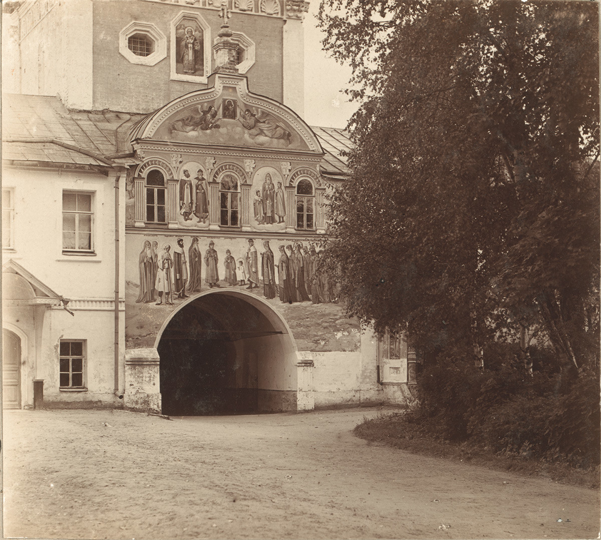 The Tolg Monastery: Inspiration on the Volga River - Russia Beyond