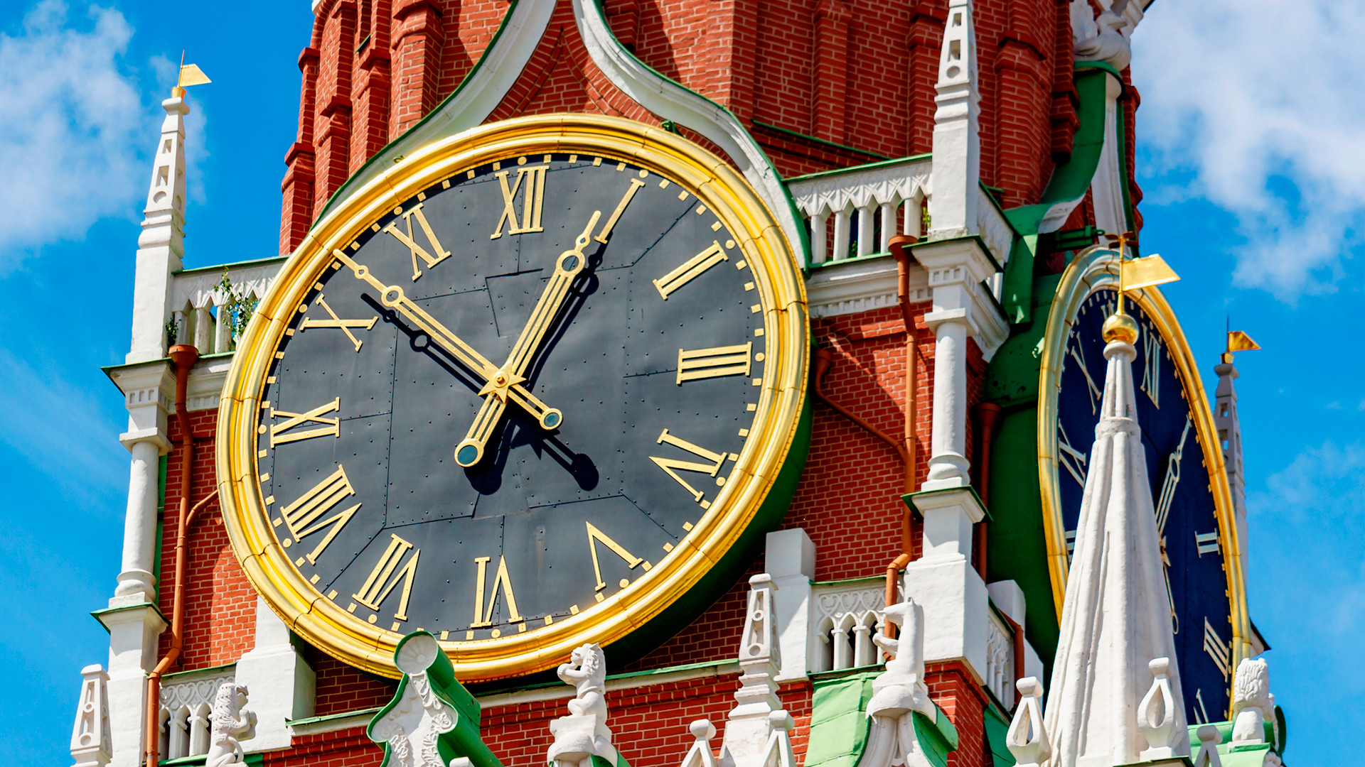 Часы на кремлевских курантах