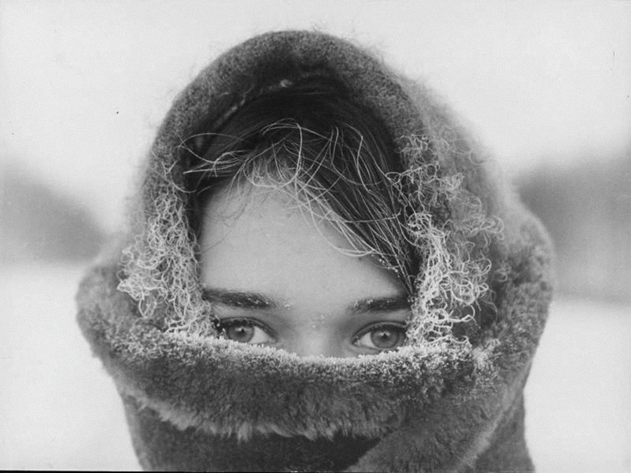 冬の少女のポートレート、1967年