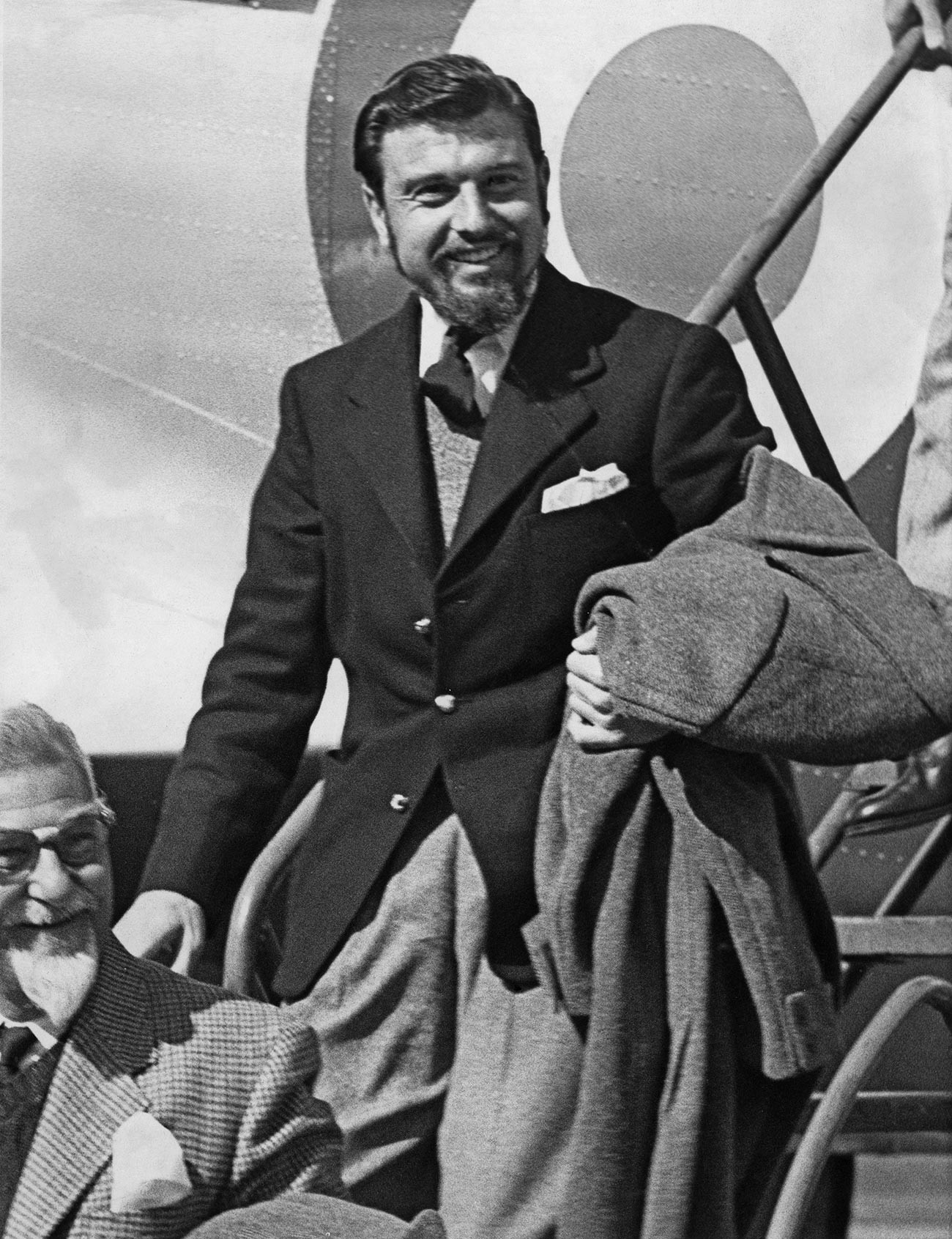 Blake chega a Oxfordshire após ser libertado em 22 de abril de 1953.