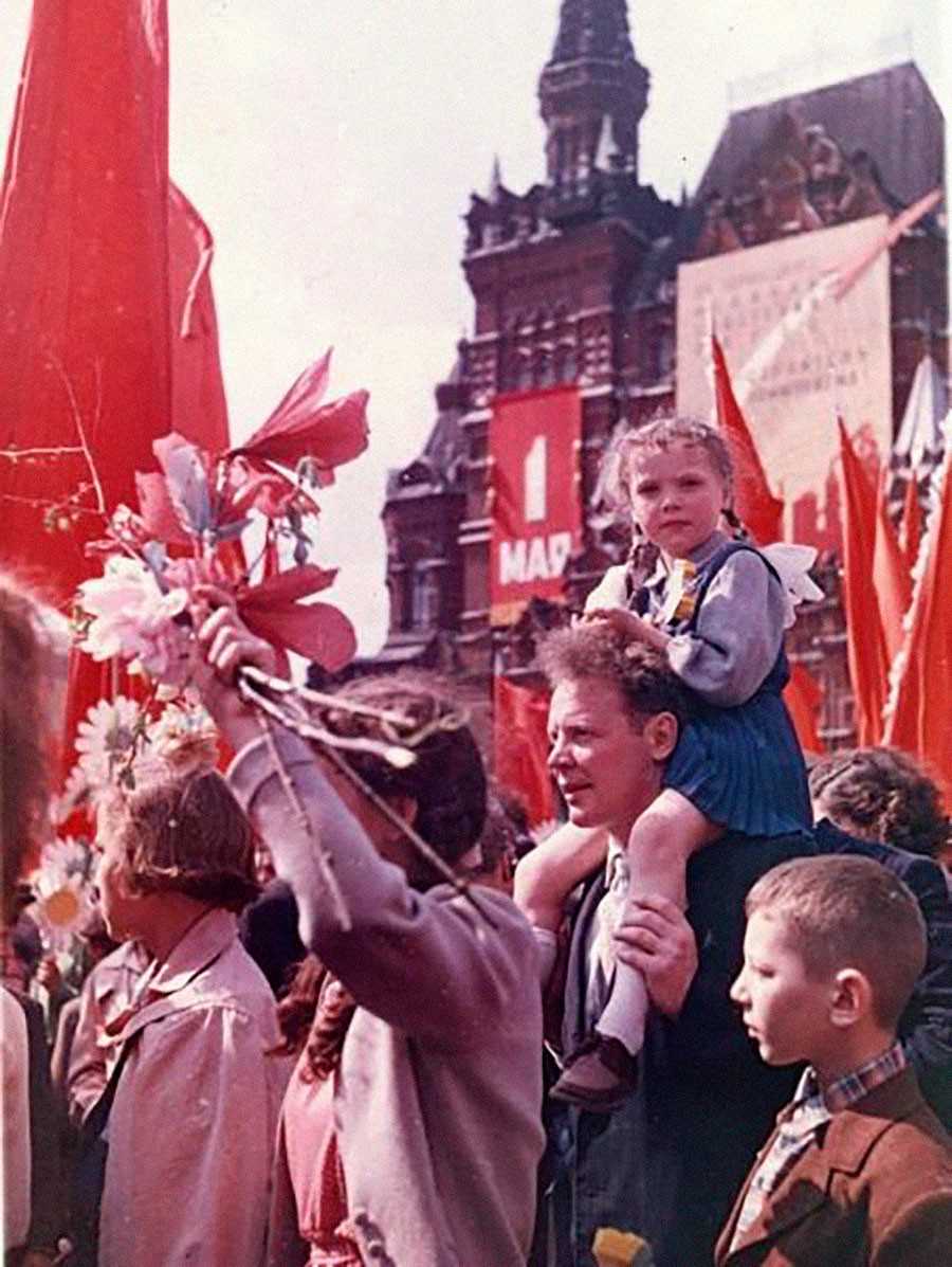 Maidemonstration auf dem Roten Platz, 1954.