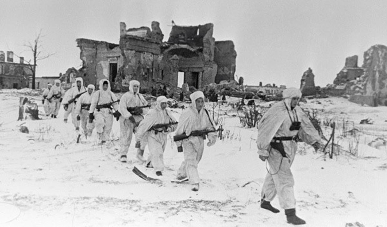 Совјетски извиђачи на Пулковском узвишењу за време Великог отаџбинског рата 1941-1945.