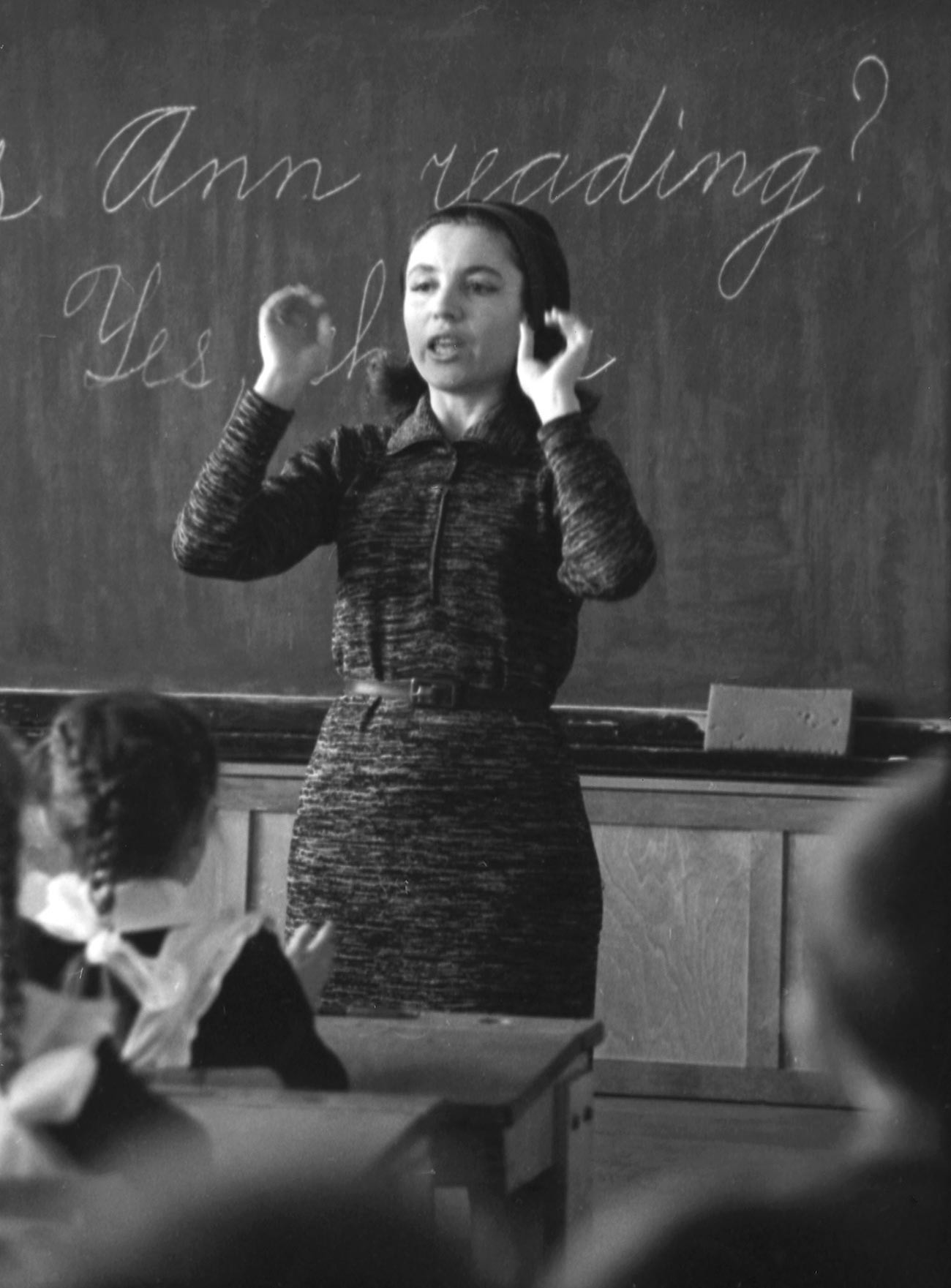 Au début des années 1960, pendant le dégel, l'apprentissage des langues est devenu un élément central de la politique étrangère en URSS.