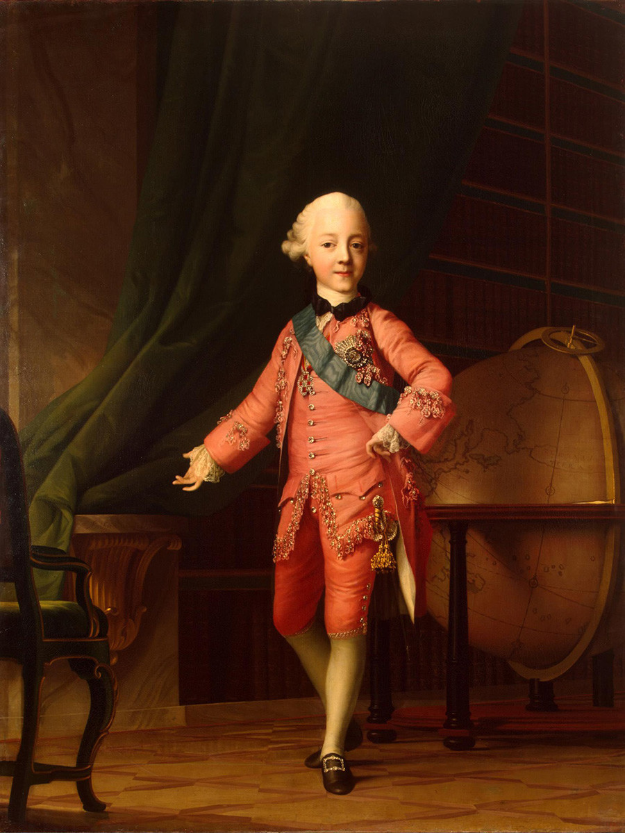Вигилиј Ериксен. 1722-1782 Портрет на великиот кнез Павел Петрович во училницата
