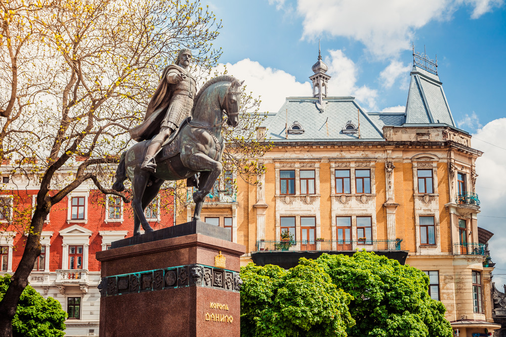 Le monument au prince Daniel à Lviv