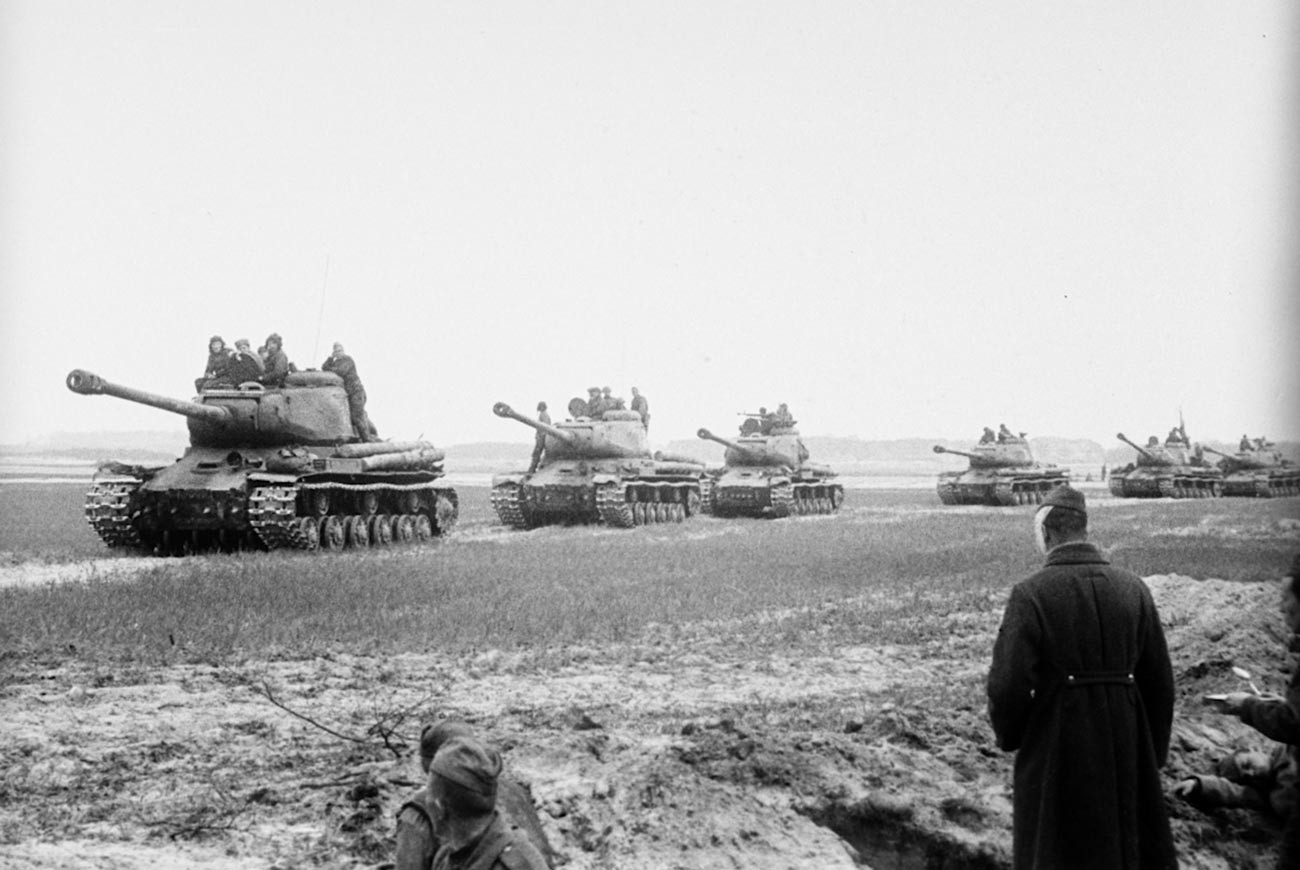 Los tanques soviéticos cerca de Berlín.