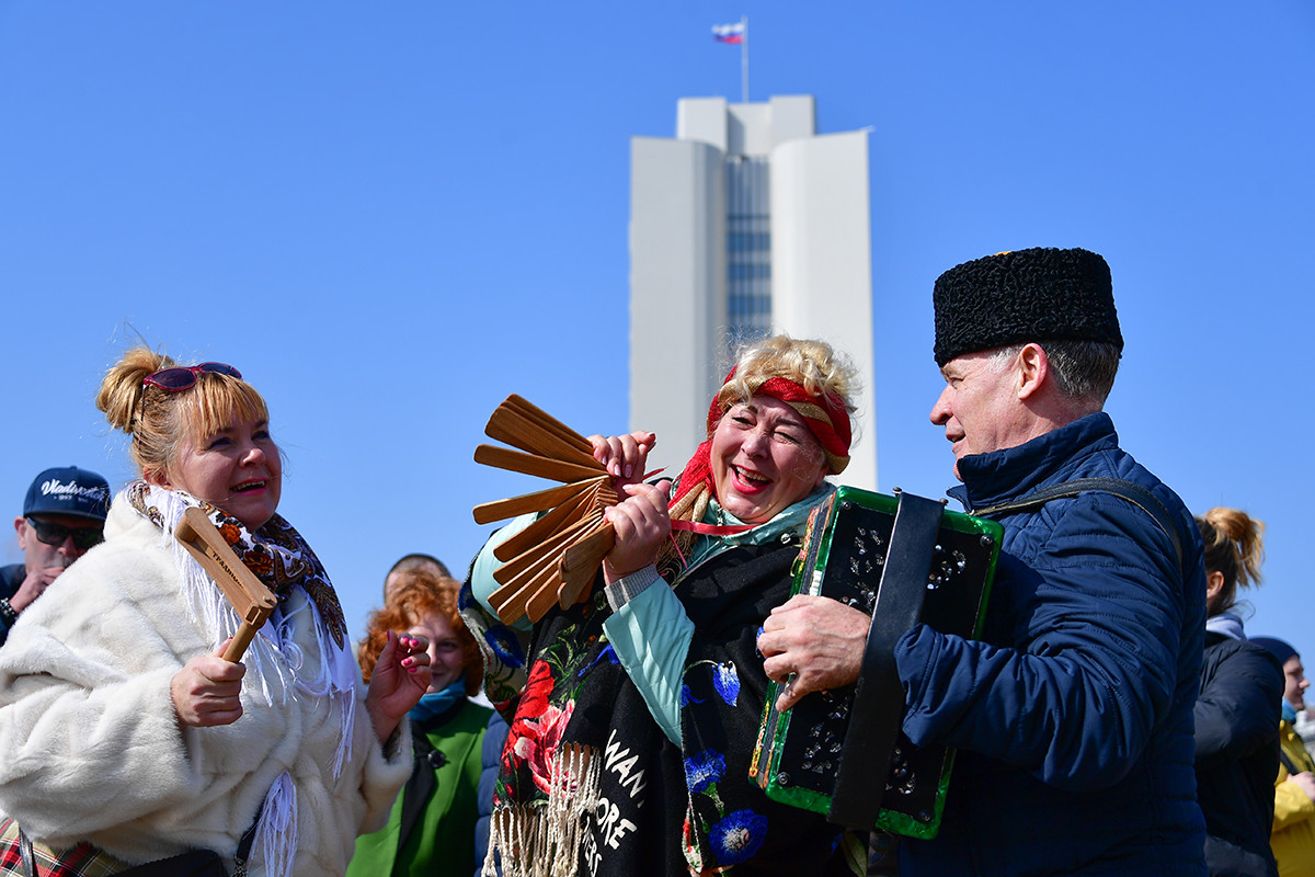 Perayaan Maslenitsa di Vladivostok, Rusia.
