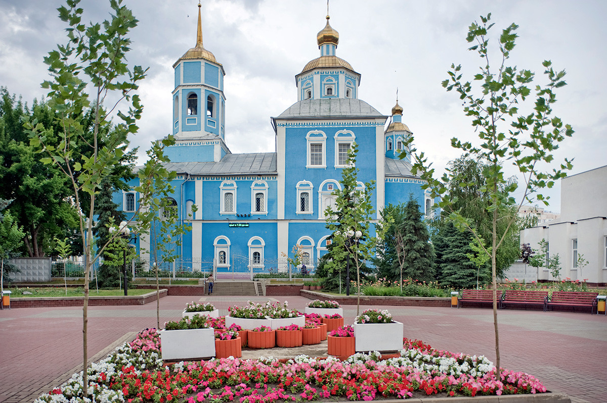 Cathedral of the Smolensk Icon of the Virgin. South view. June 24, 2015