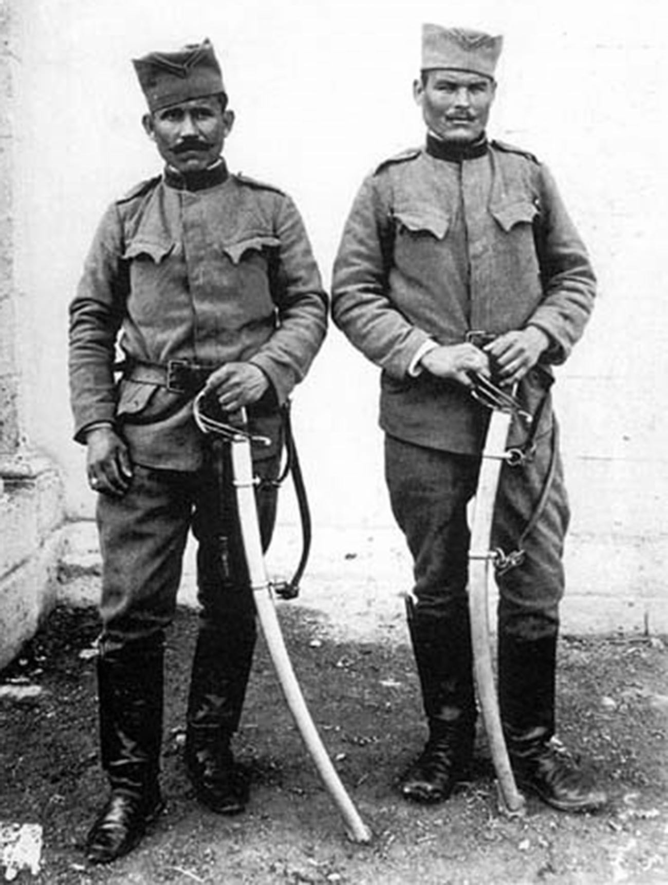 Бойцы Сербского добровольческого корпуса. 