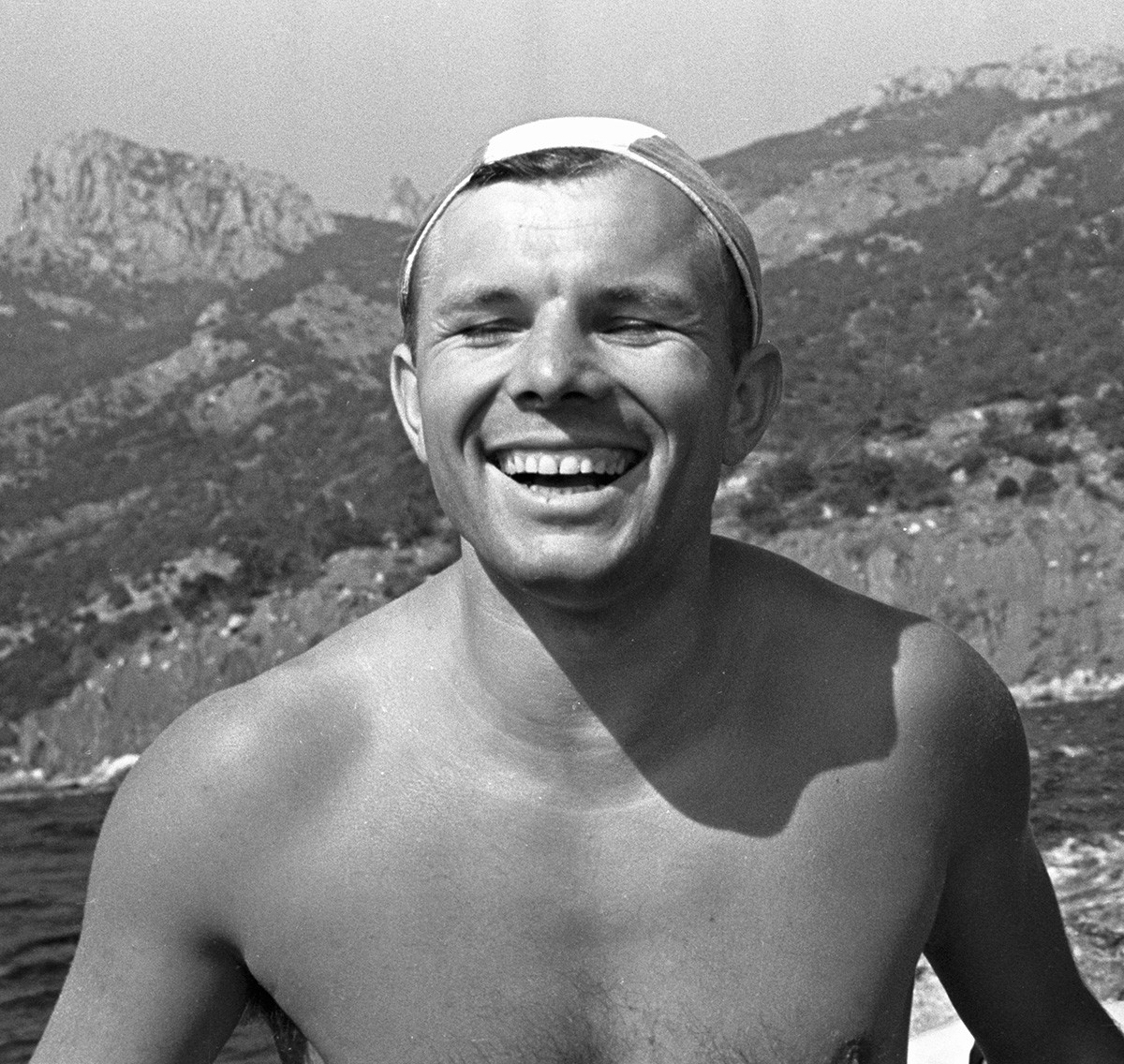 Gagarin an Feiertagen auf der Krim, 1961. 