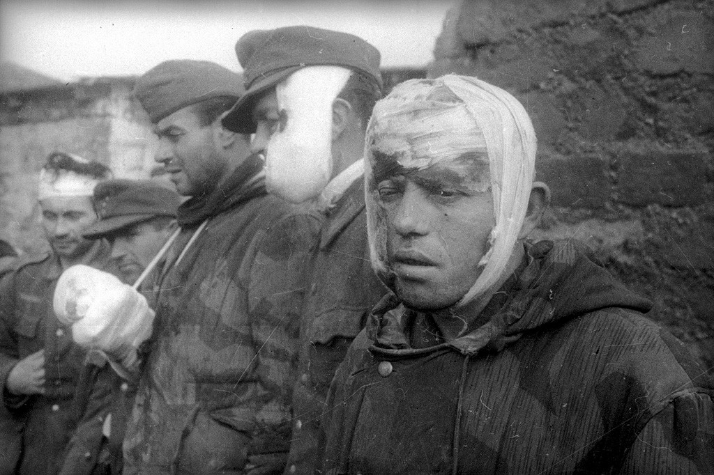 Allemands prisonniers de guerre, 1944