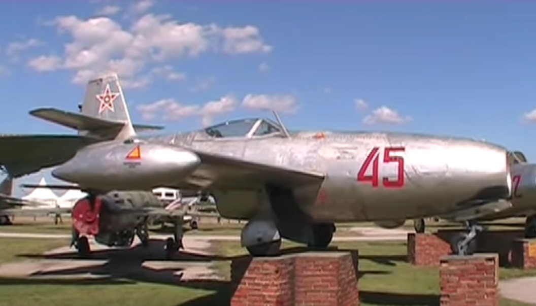 Museo Búlgaro de la Aviación dePlovdiv. Yak-23