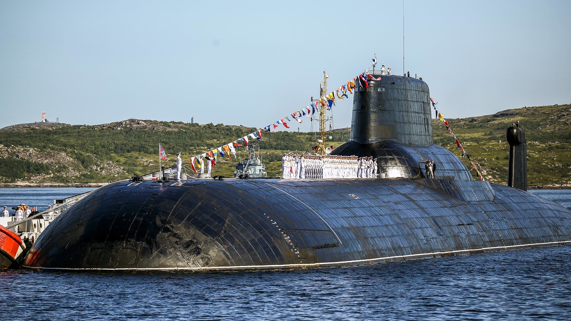 Нуклеарна подморница од проектот 941 „Акула“ ТК-208 „Дмитриј Донској“
