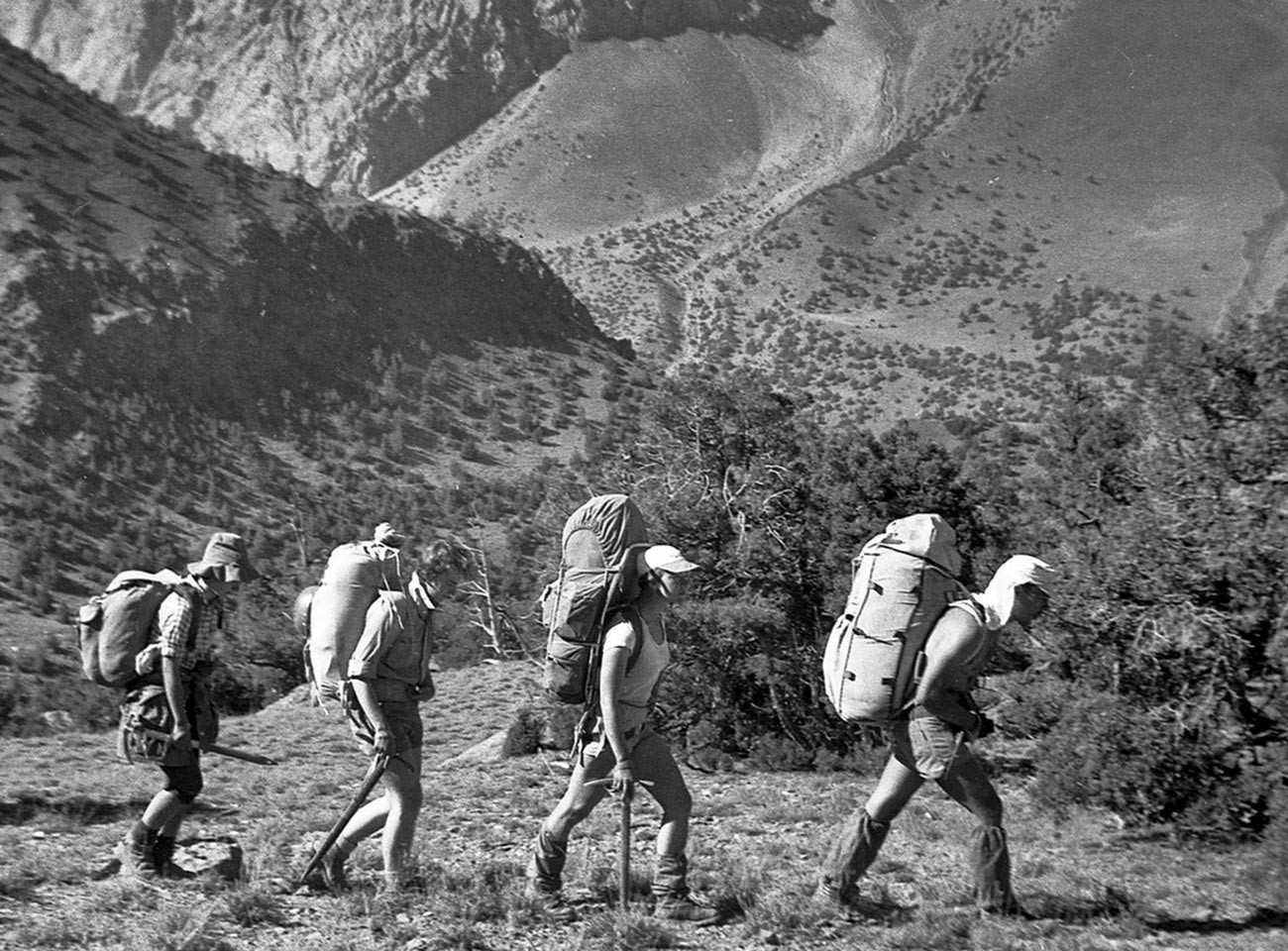 Para pendaki Soviet di Pamir, Tajikistan, 3-24 September 1986.