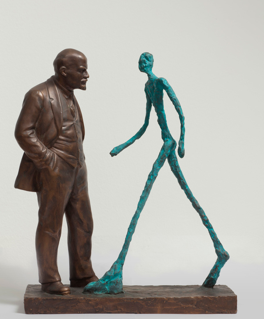“L'incontro di due sculture” (Lenin e Giacometti), Leonid Sokov (1987)
