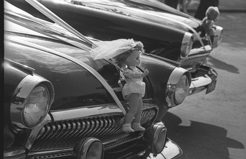 C'est ainsi que les voitures étaient décorées, 1974
